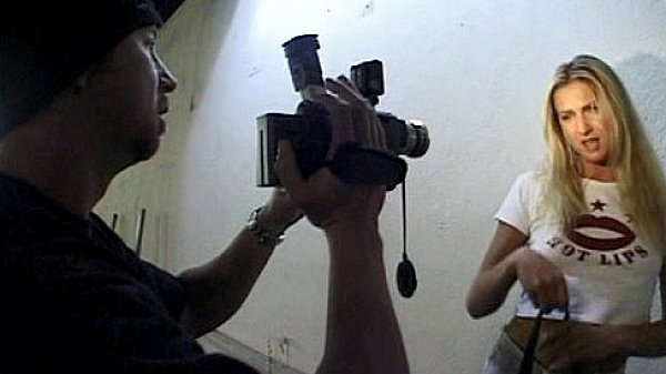 Metro - Runaway Teens - scene 1