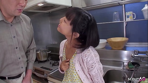 Petite Japanese Step-Daughter talk to First Time Suck ans taste Sperm by old Guy in Uncensored JAV Porn in Japan