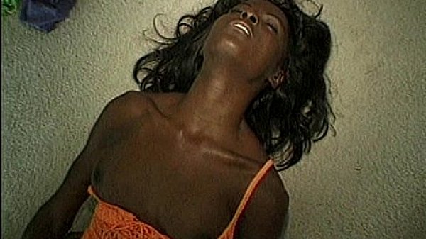 Metro - The Twins - scene 5 - extract 1