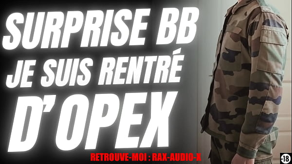 un militaire retrouve son mec apr&egrave;s une longue absence sans s'&ecirc;tre ras&eacute; le pubis