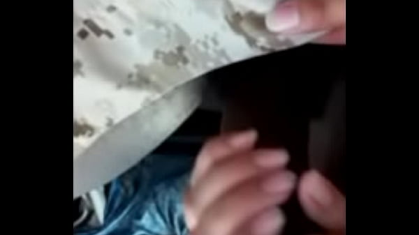 32 yrs old hmunger giving quickie