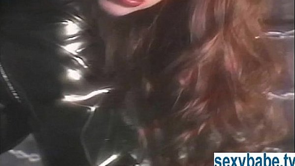 Sexy hot reality tv babe