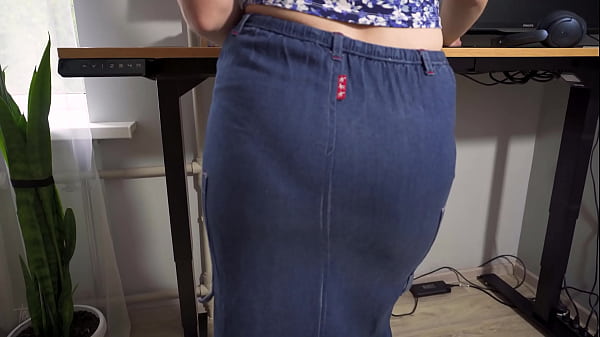 Panty Line Fetish Tease In Long Maxi Skirt