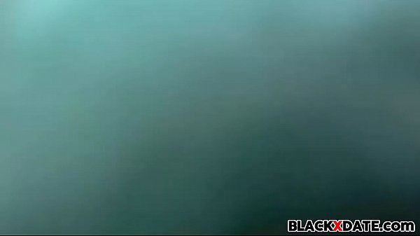 Black babe masturbates and squirts