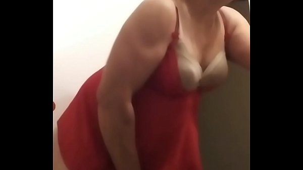 Muy caliente ROSSA en el ba&ntilde;o