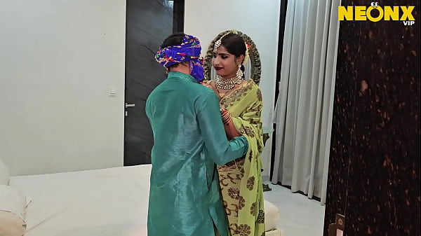 Very Hungry Indian Mature Bhabhi Seduces and Fucked from her Boyfriend hardcore sex