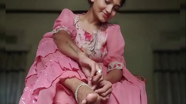 Amazing Sexy Indian Soles Compilation