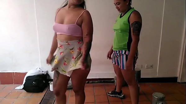 contrate instructor personalizado con la excusa de ejercitarme pero la realidad es que es mi amante y as&iacute; me lo puedo follar tranquila en mi casa