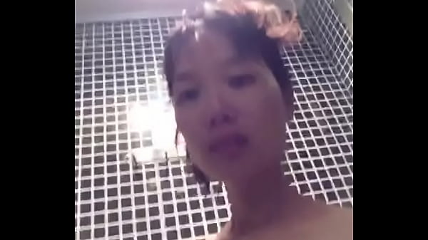 4CB57FE0-41A0-40B2-A3C6-BB2531732AE1.MOV 