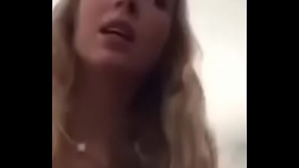 Que buena cogida recibe mi novia