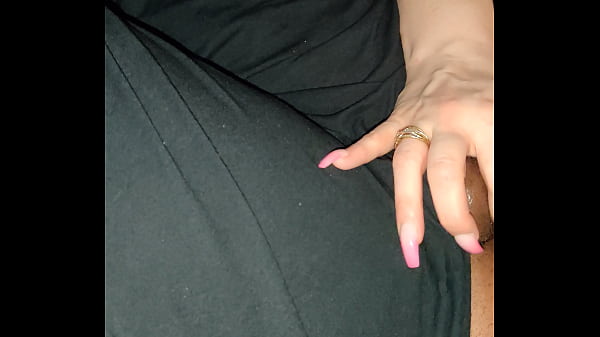 Deepthroat that dick on couch