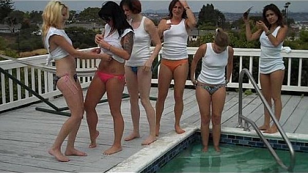 Sexy pool party video