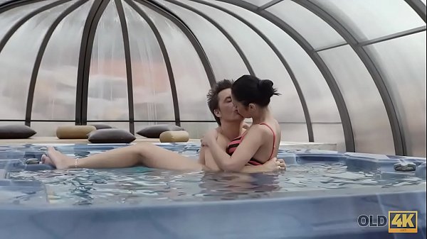 OLD4K. Tender Sex in Jacuzzi 