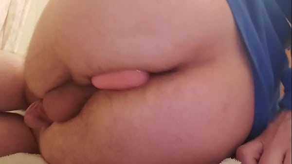 Using toys to play with my tight ass  