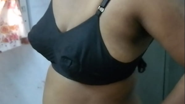 Mallu aunty removing nighty and wearing bra panty.MOV