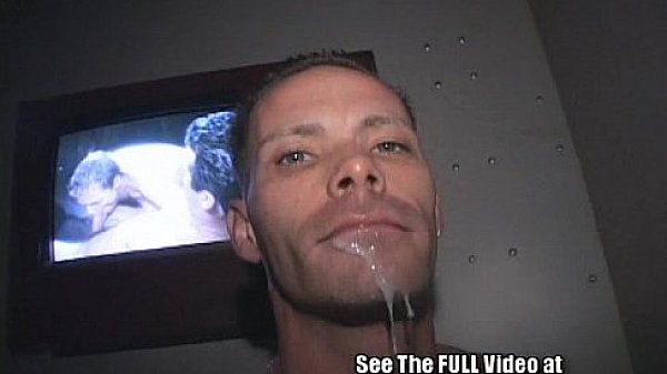 Dom Sucks Strangers Cocks On His Lunch Break