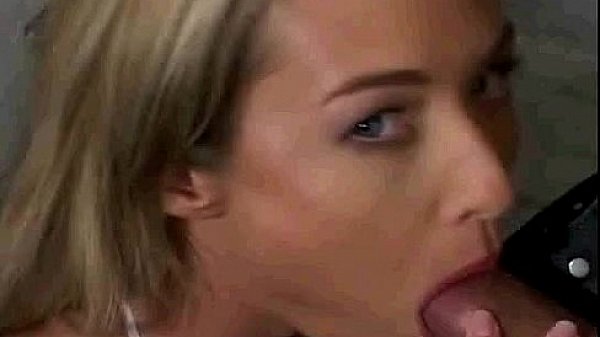 Barbara Hang Sucking In Fur