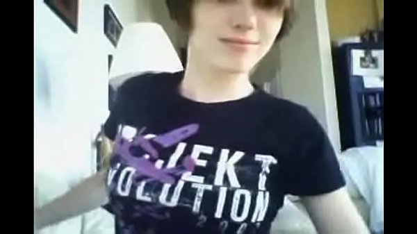 Beautiful teen webcam on nowcamgirls.com