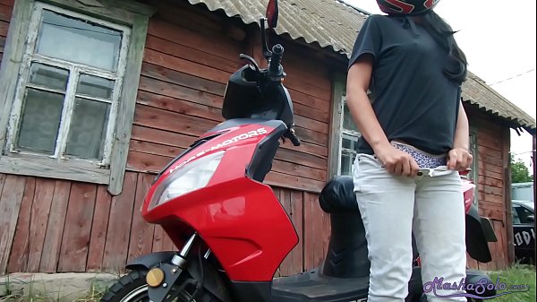 Babe Fingering Pussy and Cum