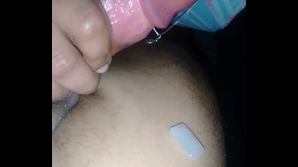 vagabunda estudante lambendo pirulito