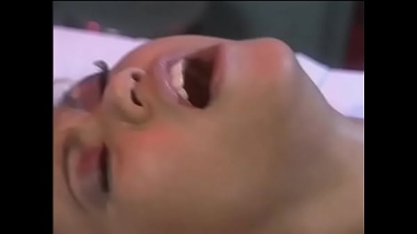 Young Asian chcik Sabrine Maui can't resist  to seduce attravtive doctor in his office