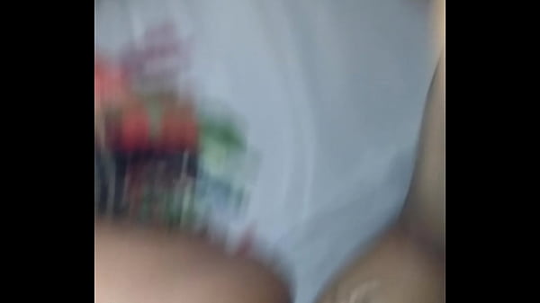 Veio me comer as tr&ecirc;s da manh&atilde; e gozou dentro