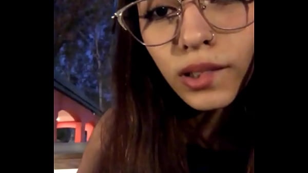 Exhibicionismo en parque casi termin en carcel (Completo en RED)