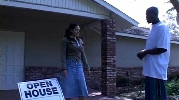 Brunette MILF Loves Anal Sex