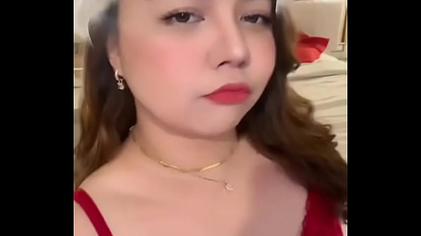 Hello fans! Who wants a FREE DICK RATING FROM ME? Dm me and I&rsquo;ll dm the mechanics!