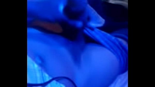 Sacandome la leche por cam, quien quiere de mi leche?