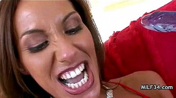 Sexy mom suck and fuck dick for jizz