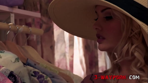 Three-Way Porn -  Vintage Themed Lesbian Sex  