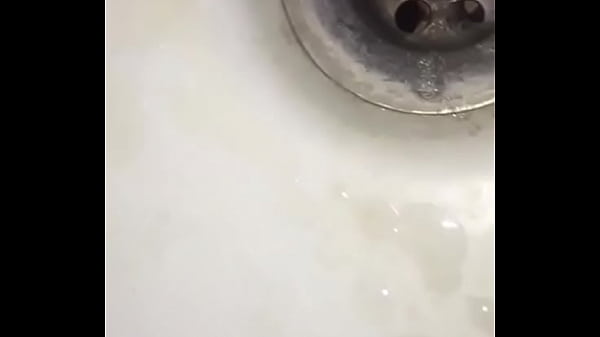 No puede dejar de pensar en como le chupo la pija