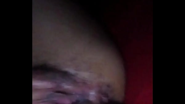 mexican girl squirts omg!!