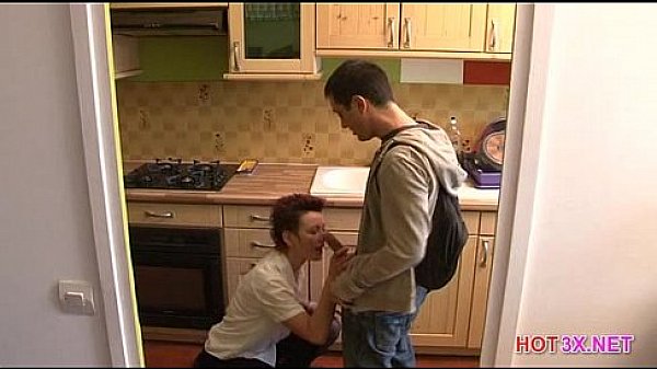 Hot3X.NET La.Famille.Folamour.FRENCH 01