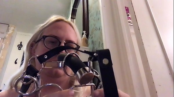 Locked gag from hot steel toys