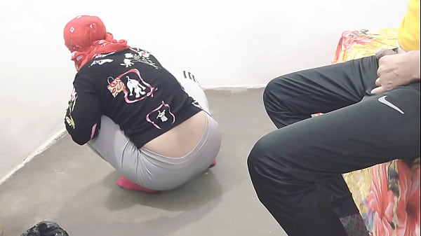 Desi naukrani fucking with house owner doggy style full hordcore teen girl hindi voice