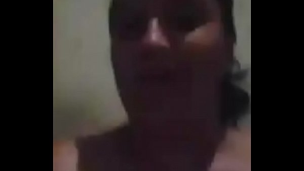 Me manda este video bailando bien rico  