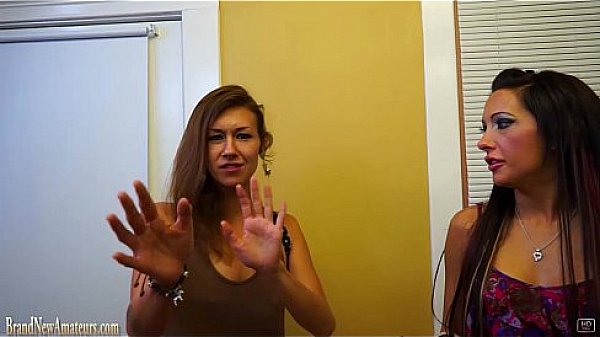 Slutty girlfriends make out then give a blowjob