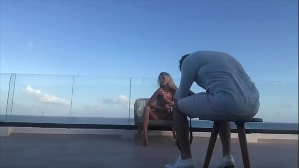 Gina Gerson Top model on the rooftop  