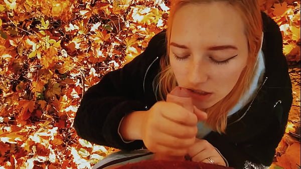 A girl got a big dick in her pussy during a photo shoot in the forest  