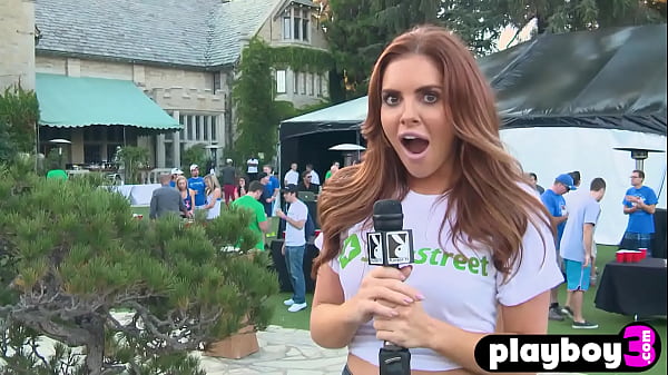 Amazing big butt MILF Gemma Lee Farrell exposed whole natural body