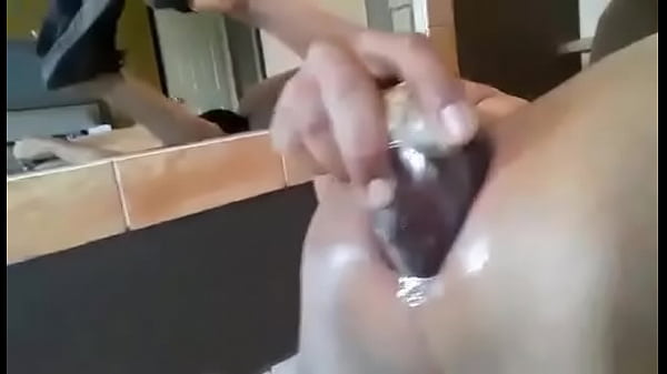 Masturbandome el culo