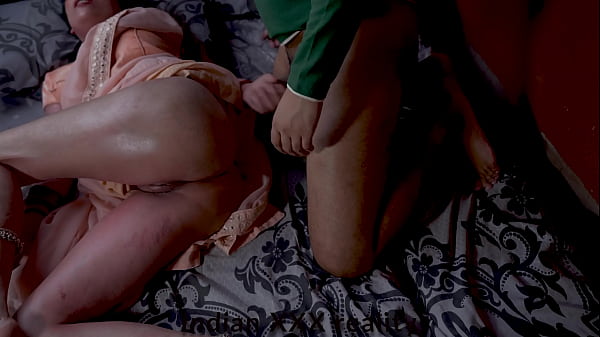 XXX Indian step MOM indian step family in hindi XXX