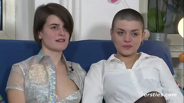 Sex Experiments with Tumpie & Luna!