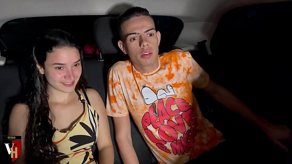 Novinha Sentou Gostoso