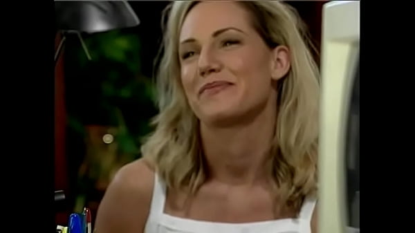 Sexy hot Shelbee Myne craves deep pussy drilling and facial in office