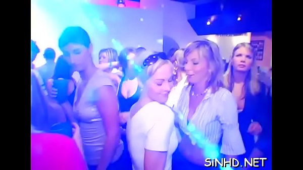 Divine club partying