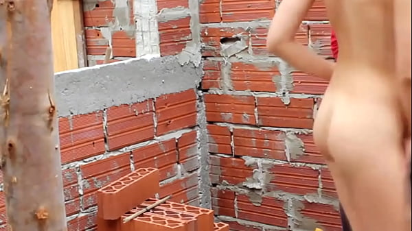 gostosa fudendo em casa em constru&ccedil;&atilde;o