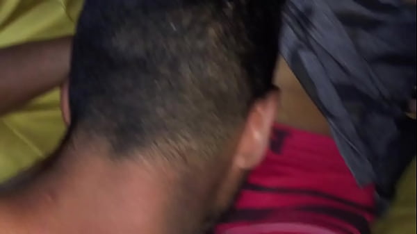 I went to play swinging on the swing at the guard passed in front of the swing and landed on my black ass J&atilde;o gave me a lot of tantrums in the mouth and in my ass (*COMPLETE VIDEO ON RED*)